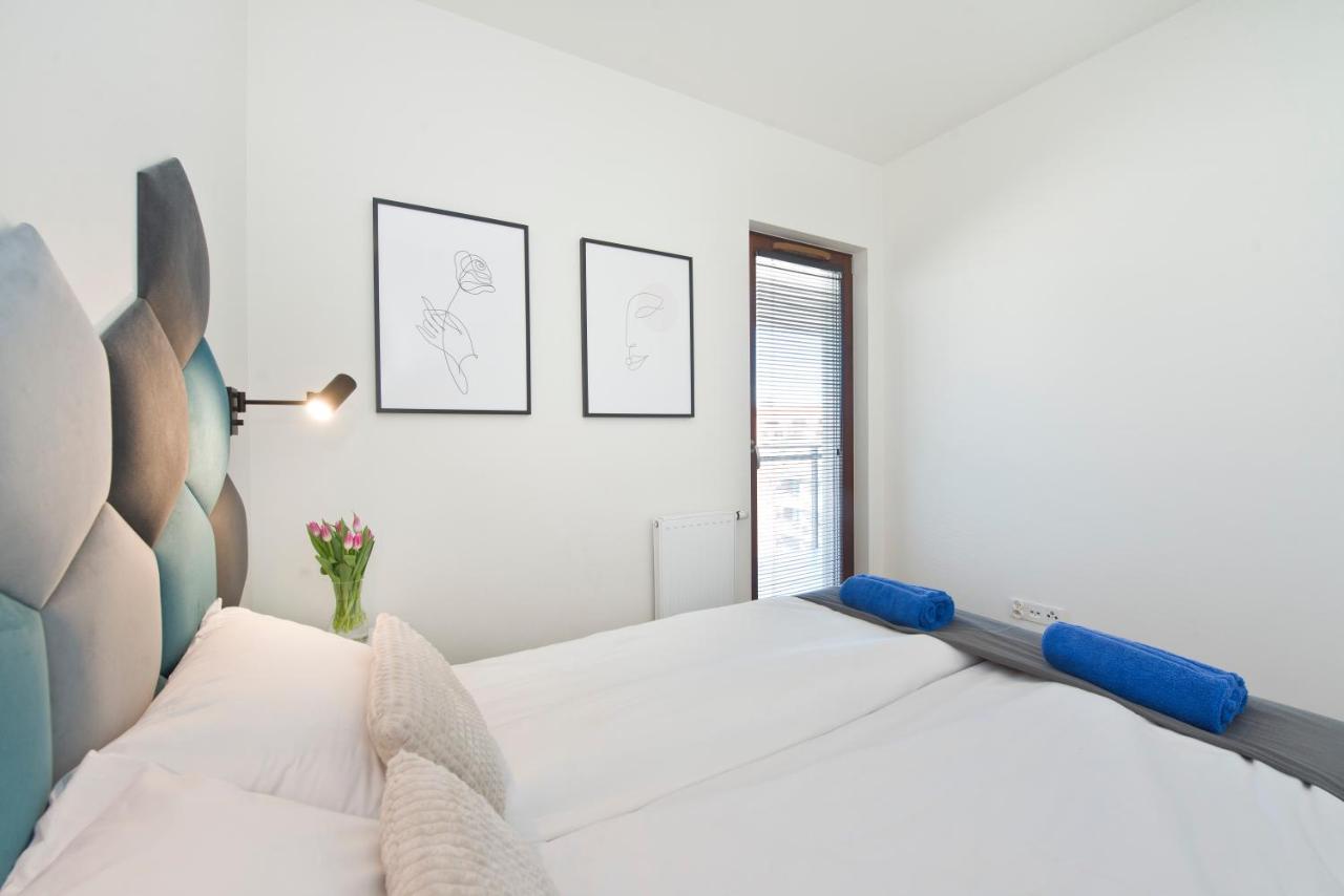 Apartamenty Aura Q4Apartments Гданськ Екстер'єр фото